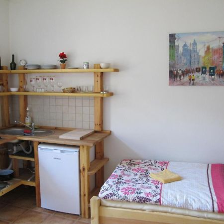 Hostel Singer Pub Τσέσκε Μπουντεγιόβιτσε Δωμάτιο φωτογραφία