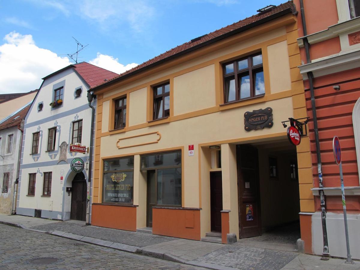 Hostel Singer Pub Τσέσκε Μπουντεγιόβιτσε Εξωτερικό φωτογραφία